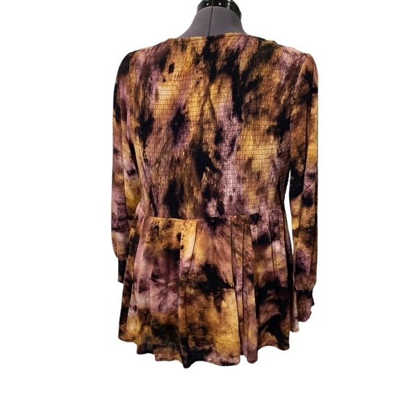 Torrid Women size 2 (2X) V Neck Baby-doll Top Crinkle Gauze Tie Dye Purple Tan - Picture 7 of 11